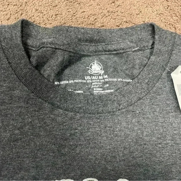 Mickey Mouse Feeling fangtastic Disney Halloween tshirt size medium NEW spooky - Picture 3 of 6